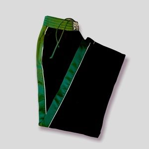 BRAND: Everlast / SIZE: XLarge / COLOR: Black&Green/ Material: Polyester